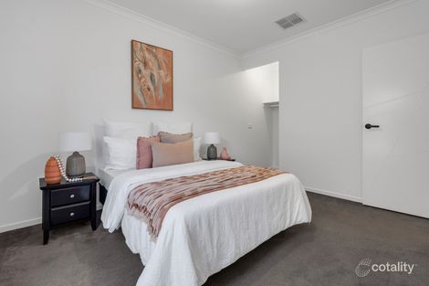 Property photo of 47 Selkirk Way Mickleham VIC 3064