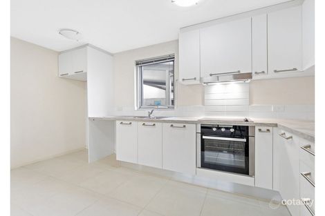 Property photo of 11/7 Streatham Street Beckenham WA 6107