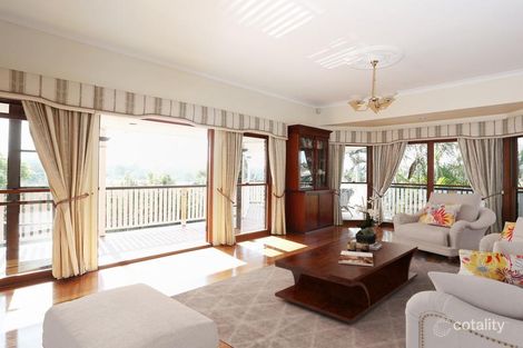 Property photo of 5 Larter Court Brookfield QLD 4069