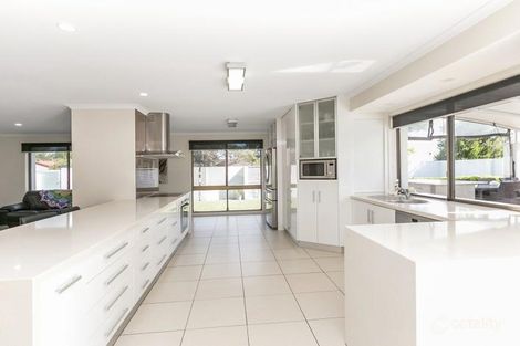 Property photo of 18 Keppel Court Mermaid Waters QLD 4218