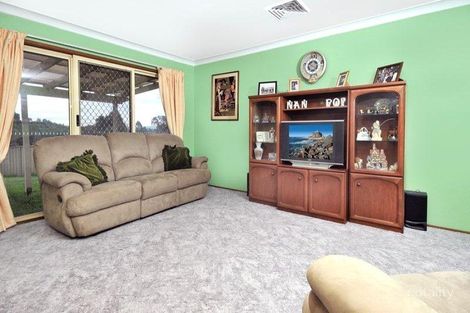 Property photo of 18 Cassia Close Warabrook NSW 2304