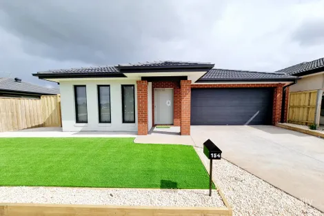154 Farm Rd, Werribee, VIC 3030