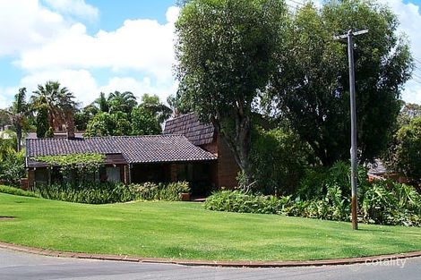 31 Summerhayes Dr, Karrinyup, WA 6018