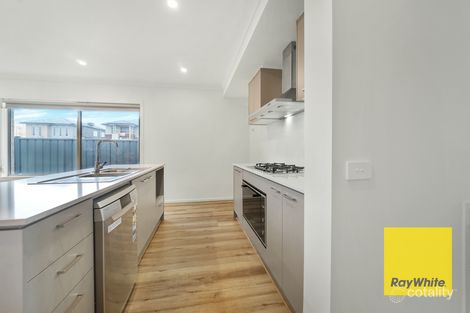 Property photo of 43 Bronze Street Tarneit VIC 3029