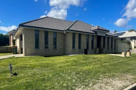 Property photo of 1 Waratah Close Gunnedah NSW 2380