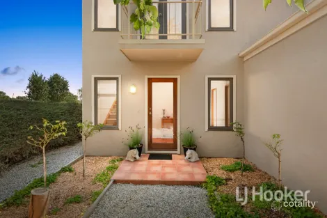 Property photo of 7-63 Lakeside Drive Wallan VIC 3756