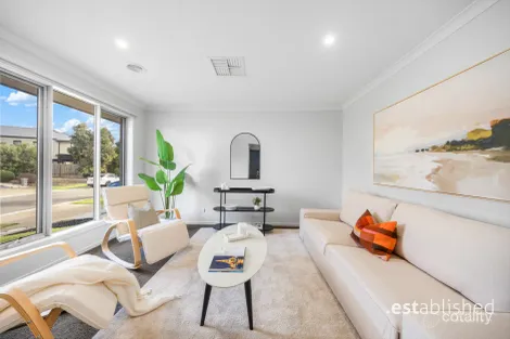 Property photo of 9 Dusty Drive Point Cook VIC 3030