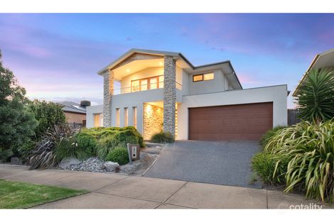 62 Marthas Ridge Dr, Mount Martha, VIC 3934