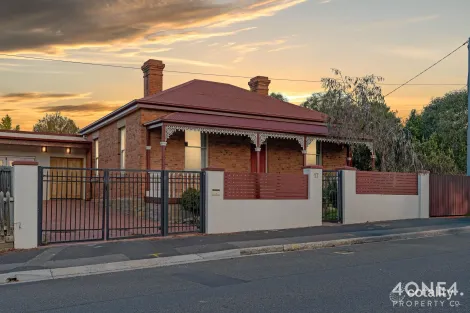 Property photo of 17 Forster Street New Town TAS 7008