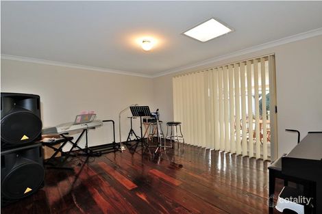 Property photo of 11 Elliott Place Willetton WA 6155
