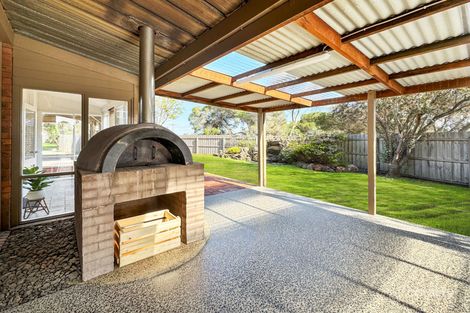 Property photo of 23 Darrambal Crescent Leopold VIC 3224