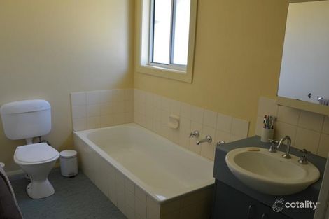 Property photo of 10 Community Street Shepparton VIC 3630