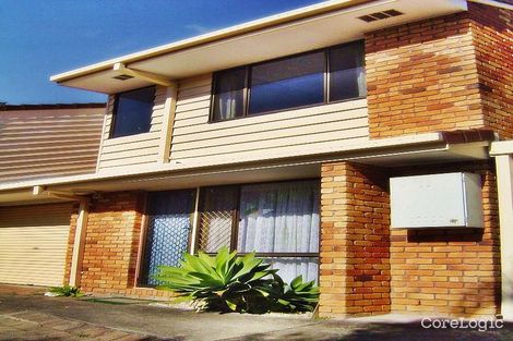 Property photo of 2/4 Parkridge Drive Molendinar QLD 4214