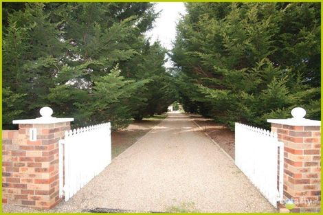 Property photo of 1 Reardon Place Bungendore NSW 2621