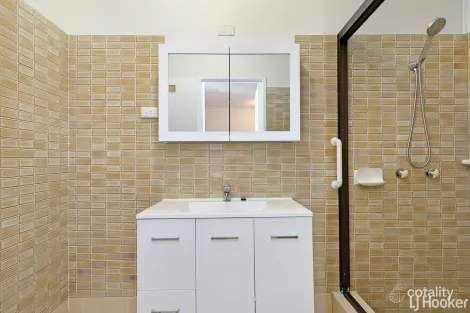 Property photo of 3/260 Quay Street Rockhampton City QLD 4700