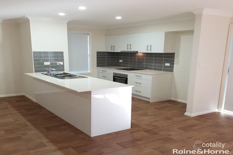 Property photo of 1/19 Clarence Street Lake Munmorah NSW 2259