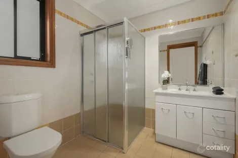 Property photo of 1 McCubbin Place Casula NSW 2170