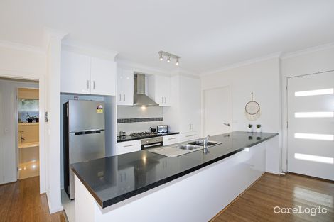 Property photo of 3/2 Hamilton Court Breakwater VIC 3219