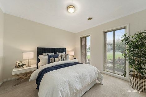 Property photo of 15 Portchester Boulevard Beaconsfield VIC 3807