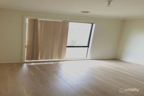 Property photo of 3 Green Court Burnside Heights VIC 3023