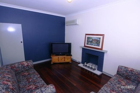 Property photo of 30 Hartfield Street Queens Park WA 6107