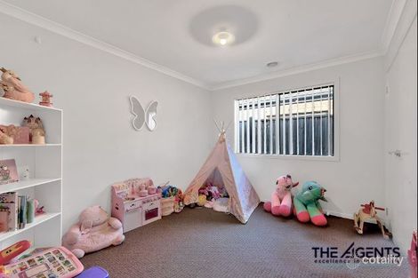 Property photo of 65 Emperor Parade Tarneit VIC 3029
