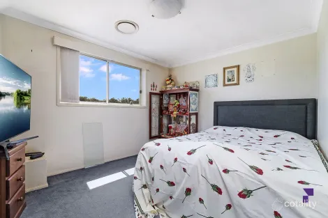 Property photo of 61 Old Kent Road Greenacre NSW 2190