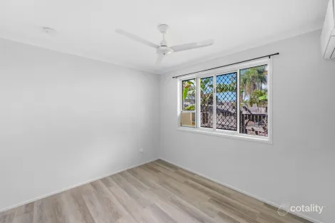 Property photo of 24 Chapman Drive Clinton QLD 4680