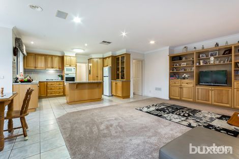 Property photo of 9 Percy Jones Court Highton VIC 3216