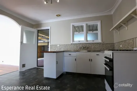 Property photo of 10A Ocean Street Sinclair WA 6450