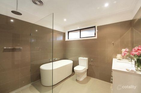 Property photo of 10 Lisa Court Mordialloc VIC 3195