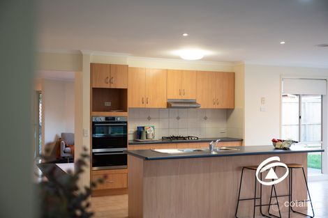 Property photo of 64 Edgbaston Circuit Berwick VIC 3806