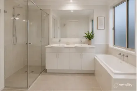 Property photo of 67 Newman Road Beachmere QLD 4510