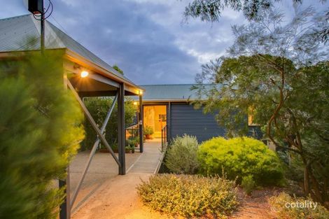 Property photo of 14 St Andrews Avenue Rosebud VIC 3939