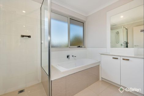Property photo of 9/13-17 Moore Road Vermont VIC 3133