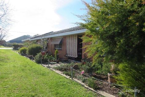 Property photo of 551 Kalimna Crescent Lavington NSW 2641