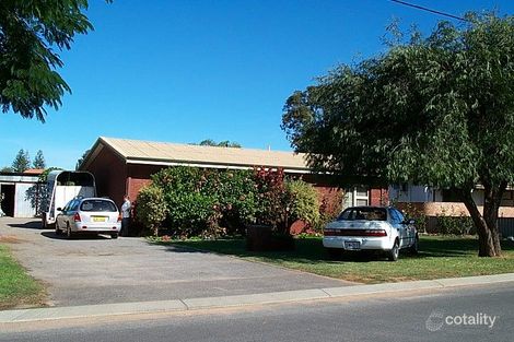 262 Fourth St, Wonthella, WA 6530
