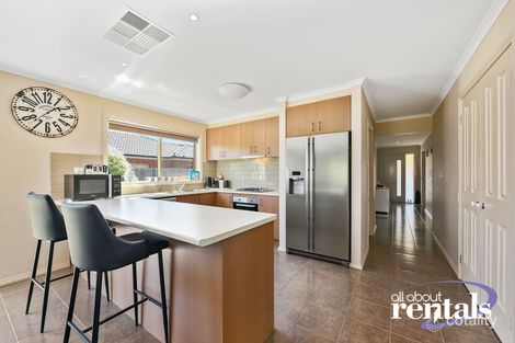 Property photo of 25 Chaucer Way Drouin VIC 3818