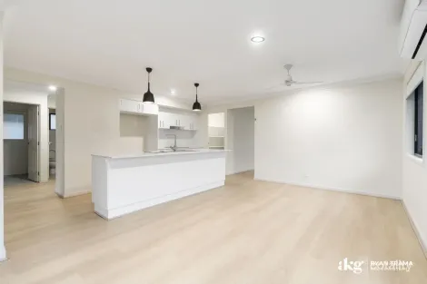 Property photo of 12 Cooper Crescent Jimboomba QLD 4280
