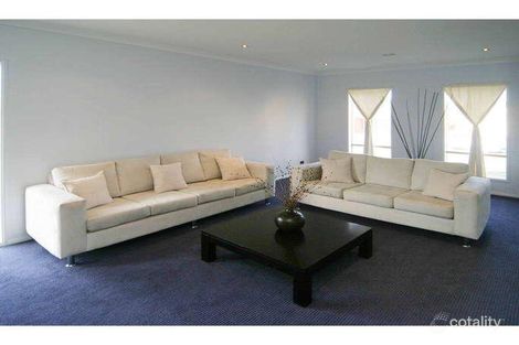 Property photo of 5 Wiregrass Court South Morang VIC 3752