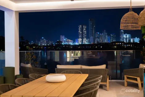 Property photo of 25 Intrepid Drive Mermaid Waters QLD 4218