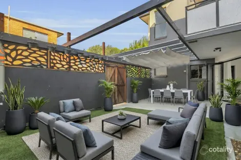 Property photo of 1/20 Alpha Street Taringa QLD 4068