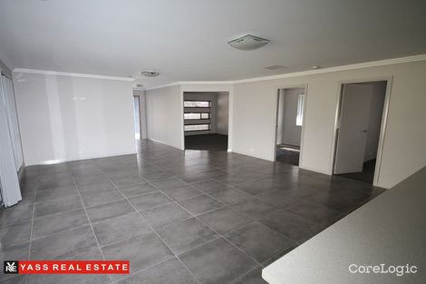 Property photo of 24 Colls Close Yass NSW 2582