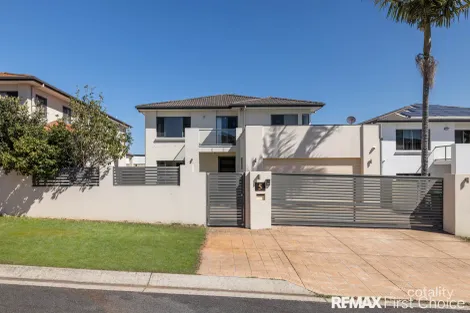 5 GOLDEN PL, ROBERTSON, QLD 4109
