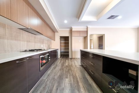 Property photo of 15 Lina Way Melton South VIC 3338