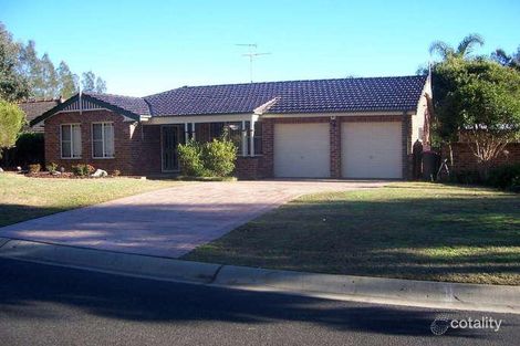 11 Charles Pl, Mount Annan, NSW 2567