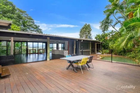 Property photo of 14 Darkin Close Smithfield QLD 4878