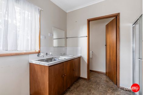 Property photo of 101A St Aidans Road Kennington VIC 3550