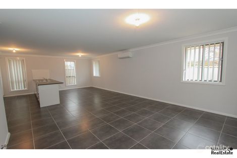 Property photo of 16 Cooper Crescent Gormans Hill NSW 2795