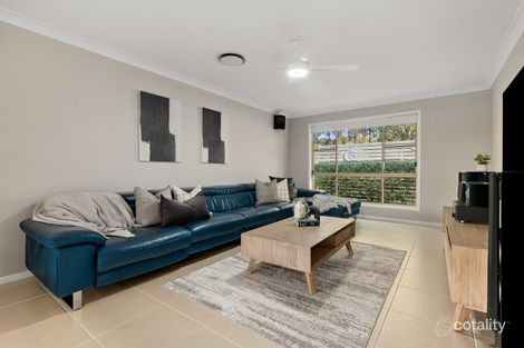 Property photo of 5 Echidna Close Bellbird NSW 2325